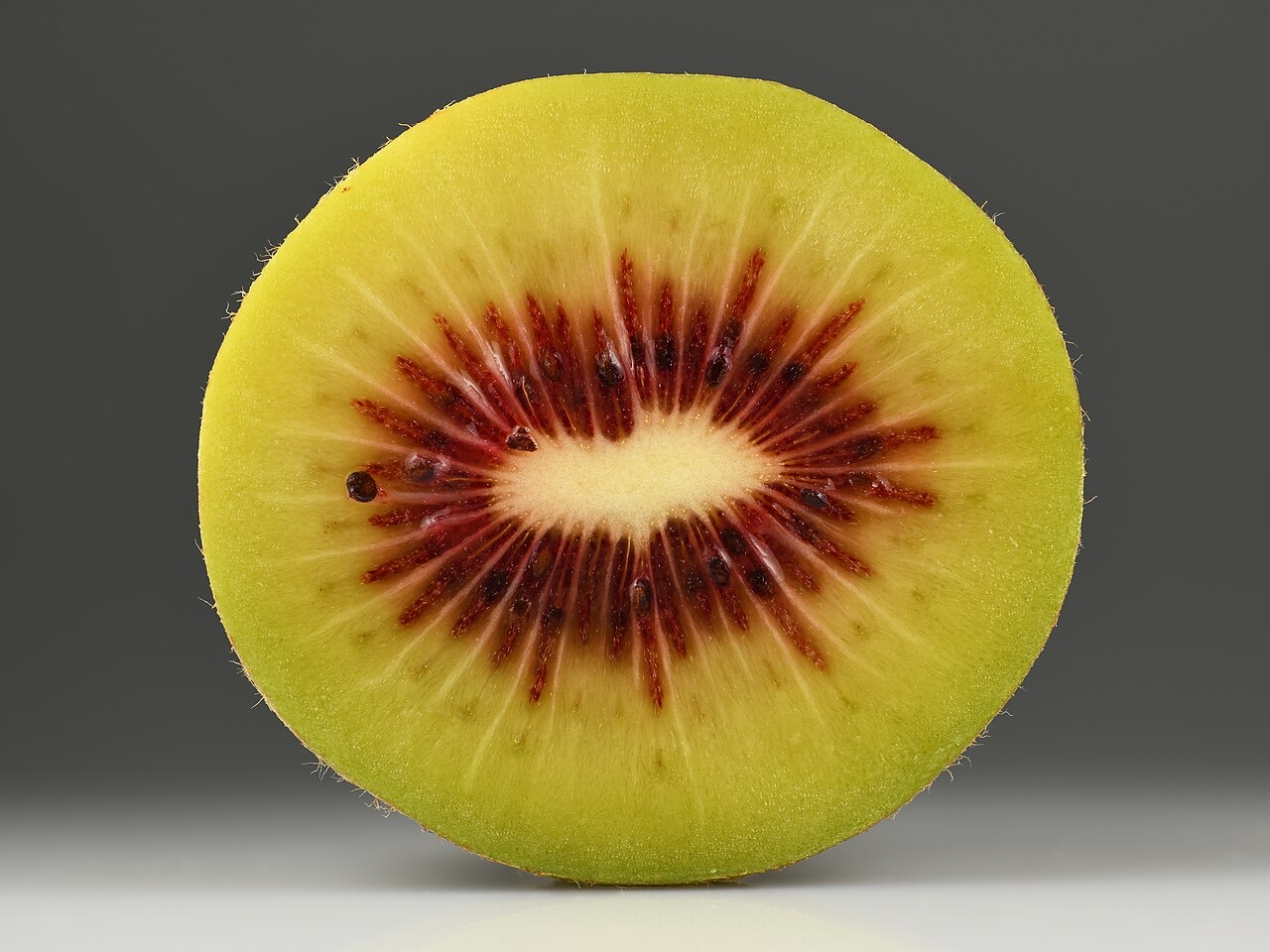 Kiwifruit on the vine